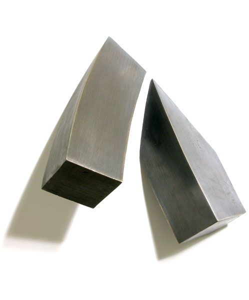 Bronzo 3003, 2003, bronzo patinato, 50x50x20